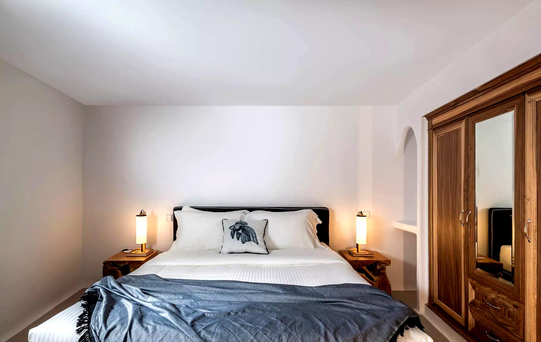 Nefeles Luxury Suites